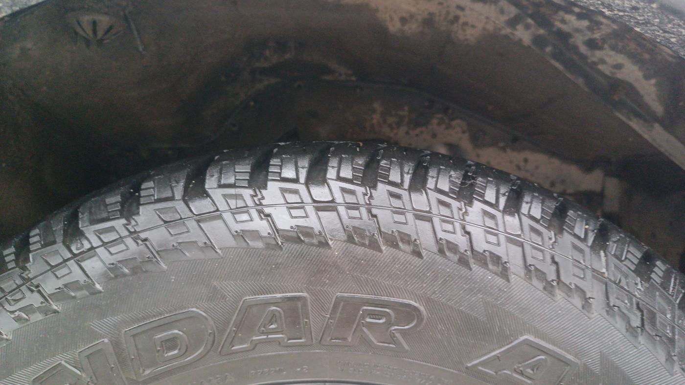 2018 Tata Hexa XMA 4X2 7 STR, Diesel, Automatic, 57,907 km, Right Front Tyre Tread