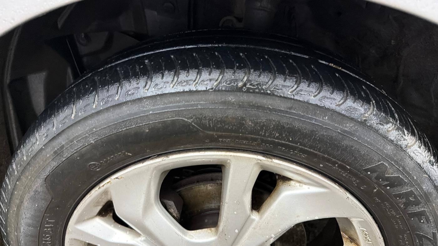 2018 Honda Amaze 1.2L I-VTEC V CVT, Petrol, Automatic, 42,649 km, Left Front Tyre Tread