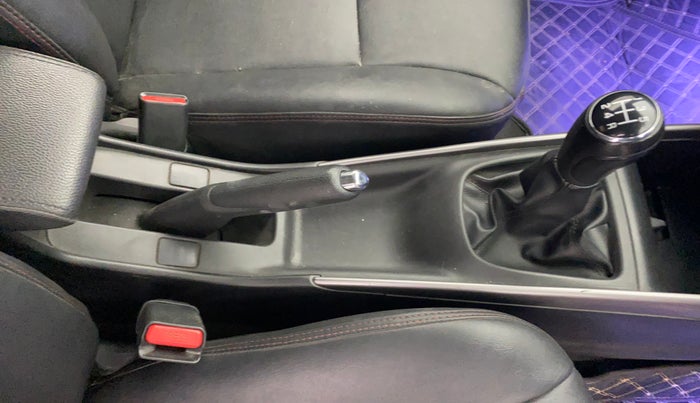 2021 Maruti Baleno ZETA PETROL 1.2, Petrol, Manual, 1,01,255 km, Gear Lever