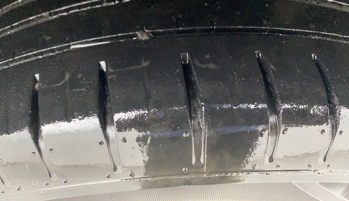 2021 Maruti Baleno ZETA PETROL 1.2, Petrol, Manual, 1,01,255 km, Left Rear Tyre Tread