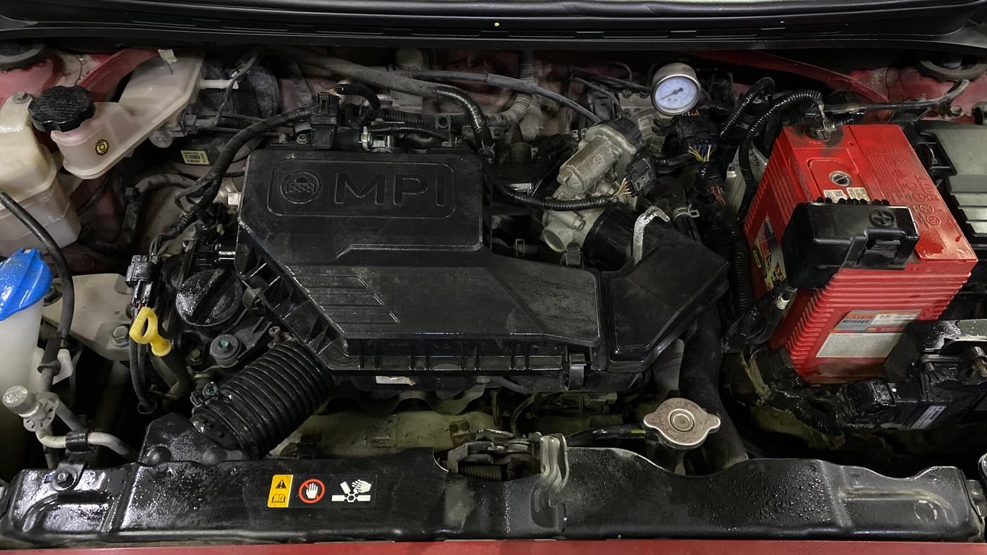 2018 Hyundai NEW SANTRO SPORTZ CNG, CNG, Manual, 68,127 km, Engine View