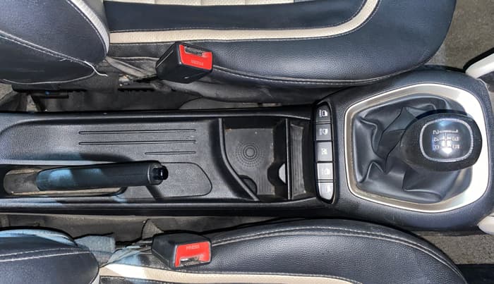 2018 Hyundai NEW SANTRO SPORTZ CNG, CNG, Manual, 68,127 km, Gear Lever
