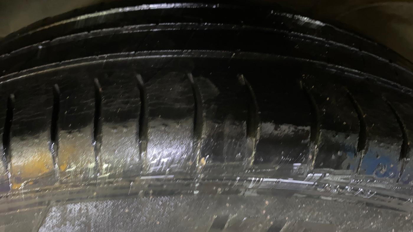 2018 Hyundai NEW SANTRO SPORTZ CNG, CNG, Manual, 68,127 km, Right Rear Tyre Tread