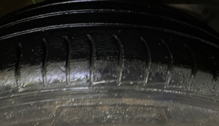 2018 Hyundai NEW SANTRO SPORTZ CNG, CNG, Manual, 68,127 km, Right Front Tyre Tread