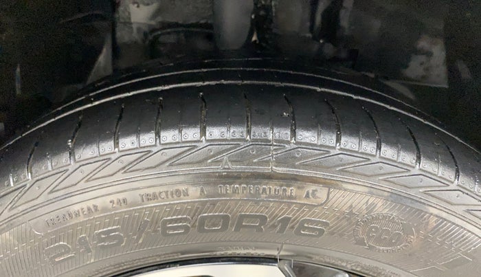 2022 Tata NEXON XZ PLUS PETROL, Petrol, Manual, 30,851 km, Right Front Tyre Tread