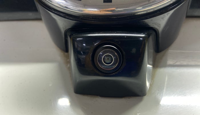 2024 Tata NEXON FEARLESS + SUNROOF AMT DUAL TONE 1.5 DIESEL, Diesel, Automatic, 39,493 km, Parking Camera