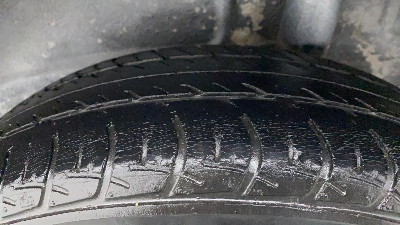 2019 Maruti New Wagon-R VXI 1.2, Petrol, Manual, 57,486 km, Left Rear Tyre Tread