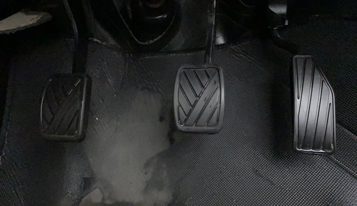 2019 Maruti New Wagon-R VXI 1.2, Petrol, Manual, 57,486 km, Pedals