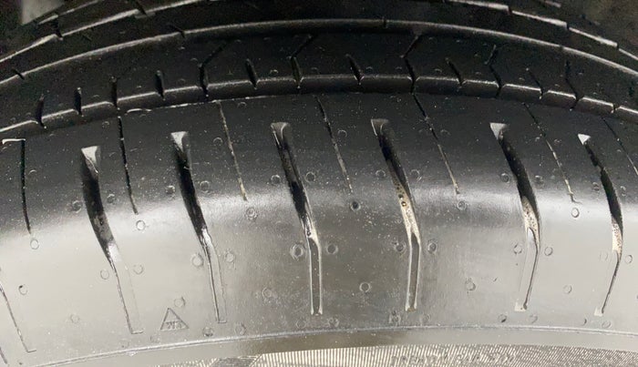 2023 Hyundai Creta S 1.5 PETROL, Petrol, Manual, 32,965 km, Left Front Tyre Tread