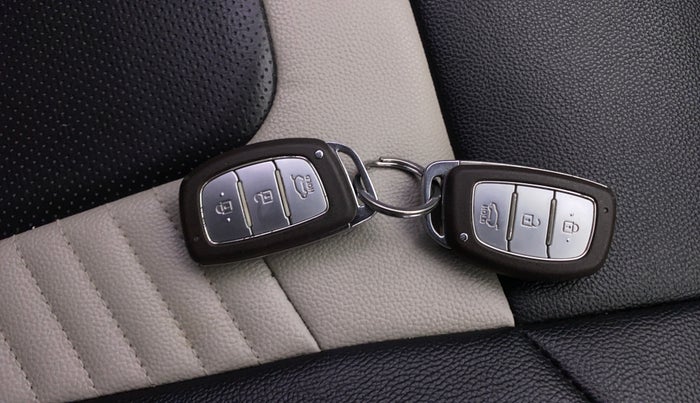 2023 Hyundai Creta S 1.5 PETROL, Petrol, Manual, 32,965 km, Key Close Up