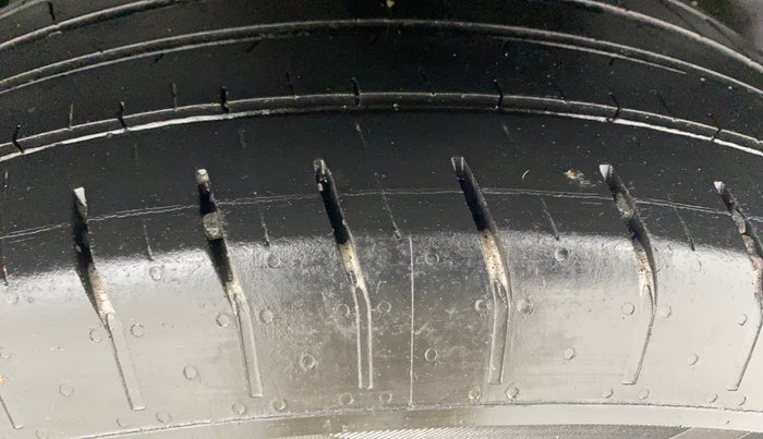 2023 Hyundai Creta S 1.5 PETROL, Petrol, Manual, 32,965 km, Left Rear Tyre Tread