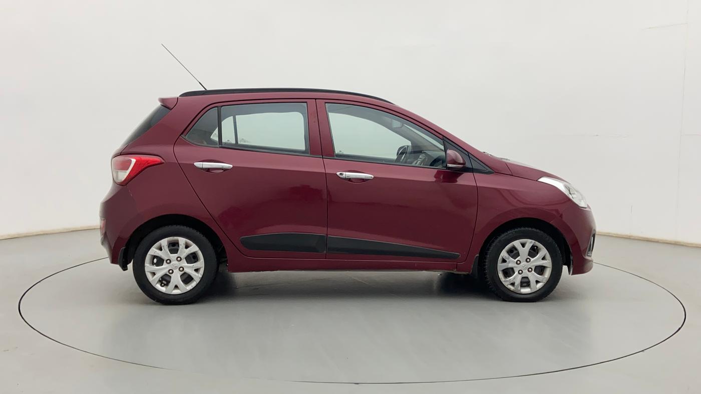 2015 Hyundai Grand i10 SPORTZ 1.2 KAPPA VTVT, Petrol, Manual, 80,452 km, Right Side View
