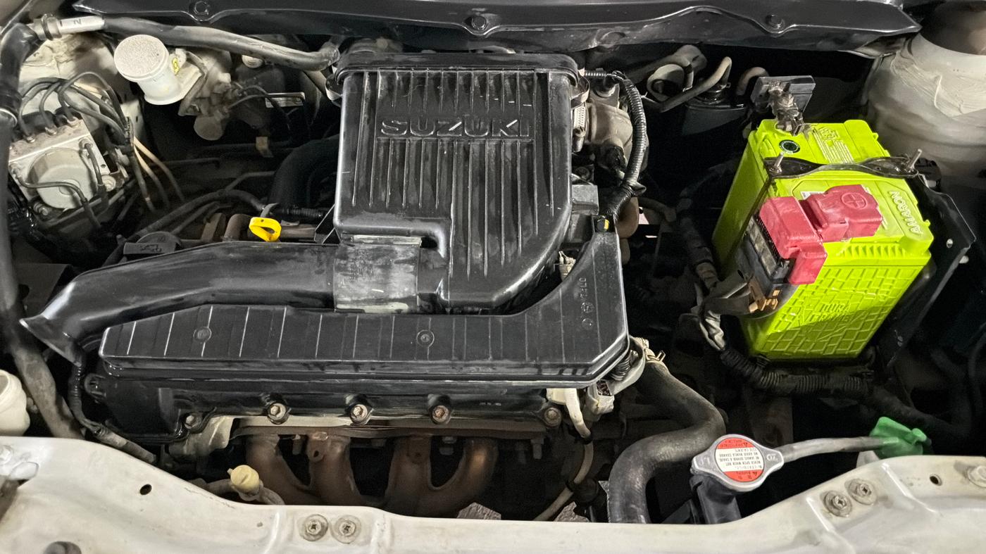 2016 Maruti Swift Dzire VXI (O), Petrol, Manual, 25,121 km, Engine View