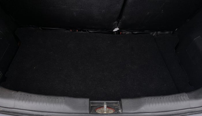 2017 Maruti IGNIS ZETA 1.2 K12 DUAL TONE, Petrol, Manual, 52,680 km, Boot Inside
