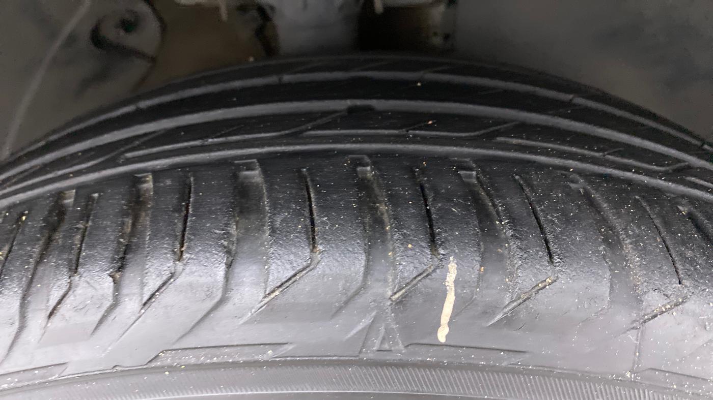 2017 Hyundai Tucson 2WD AT GL DIESEL, Diesel, Automatic, 64,322 km, Right Front Tyre Tread