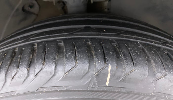 2017 Hyundai Tucson 2WD AT GL DIESEL, Diesel, Automatic, 64,322 km, Right Front Tyre Tread