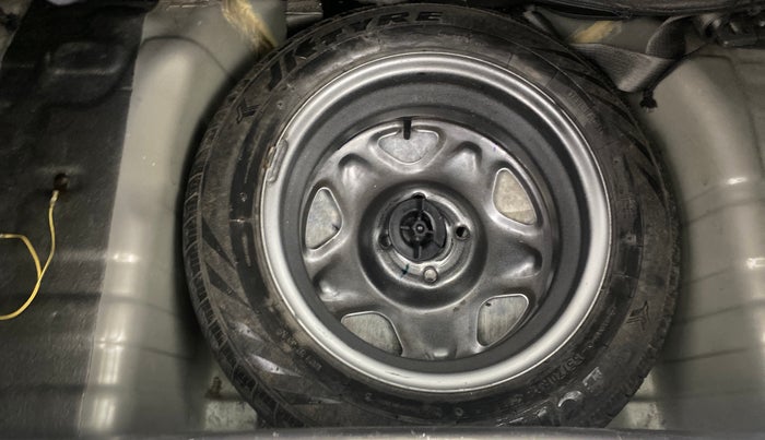 2013 Chevrolet Beat LS PETROL, Petrol, Manual, 34,880 km, Spare Tyre