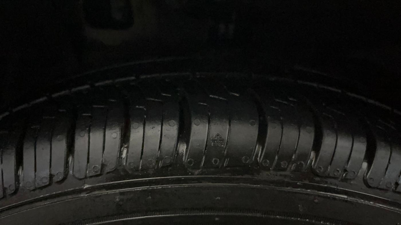 2020 Hyundai AURA S 1.2 AMT, Petrol, Automatic, 47,974 km, Left Front Tyre Tread