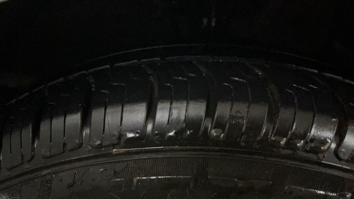 2020 Hyundai AURA S 1.2 AMT, Petrol, Automatic, 47,974 km, Right Front Tyre Tread