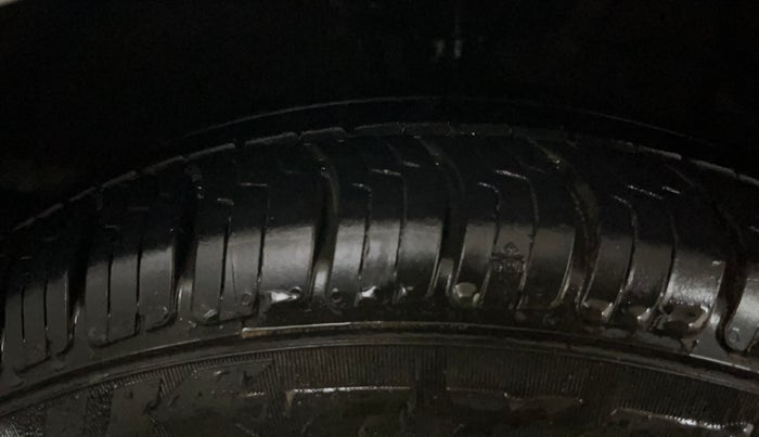 2020 Hyundai AURA S 1.2 AMT, Petrol, Automatic, 47,895 km, Right Front Tyre Tread