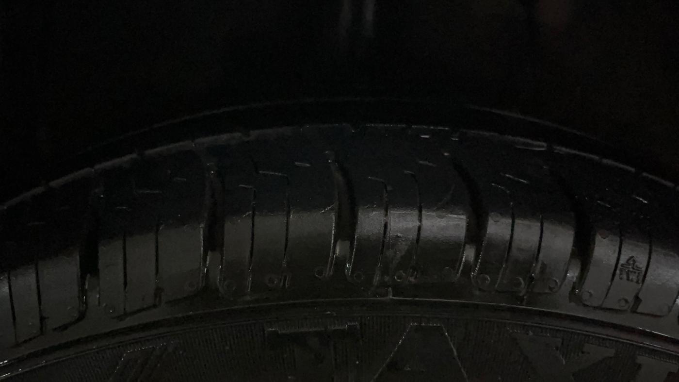 2020 Hyundai AURA S 1.2 AMT, Petrol, Automatic, 47,974 km, Right Rear Tyre Tread
