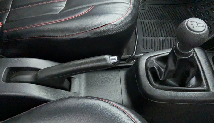 2013 Maruti Swift VXI D, Petrol, Manual, 36,351 km, Gear Lever