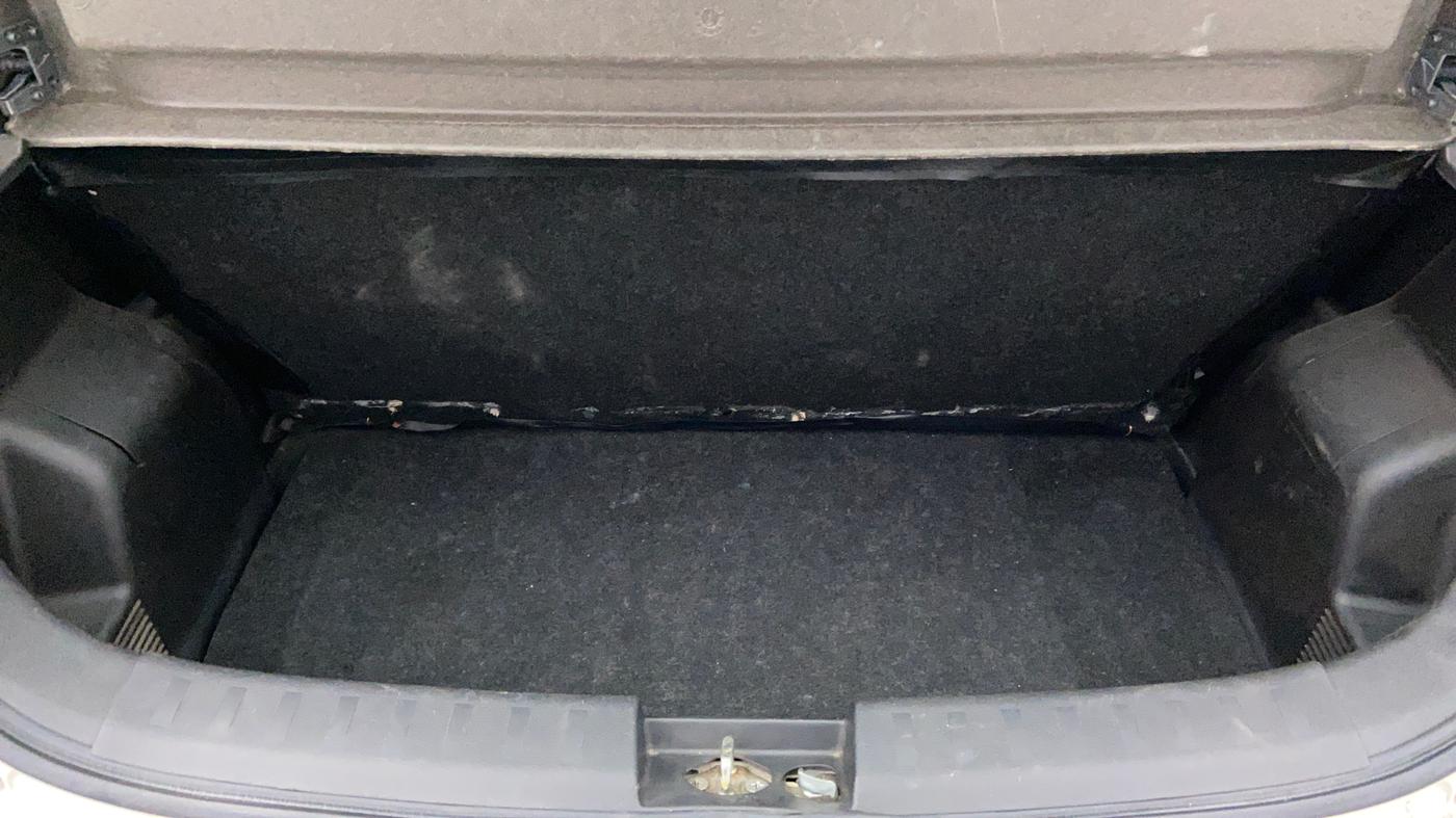 2013 Maruti Swift VXI D, Petrol, Manual, 36,351 km, Boot Inside View