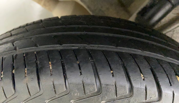 2019 Maruti New Wagon-R LXI CNG 1.0, CNG, Manual, 53,481 km, Right Rear Tyre Tread