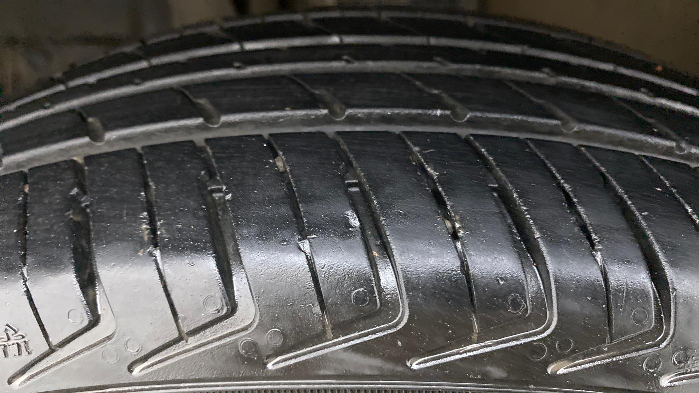 2021 Maruti New Wagon-R LXI CNG 1.0 L, CNG, Manual, 36,380 km, Left Front Tyre Tread