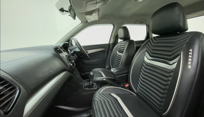2019 Maruti Vitara Brezza ZDI, Diesel, Manual, 53,127 km, Right Side Front Door Cabin