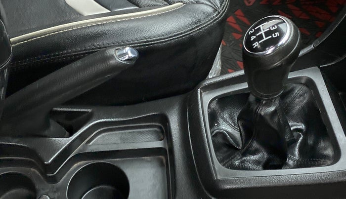 2019 Maruti Vitara Brezza ZDI, Diesel, Manual, 53,127 km, Gear Lever