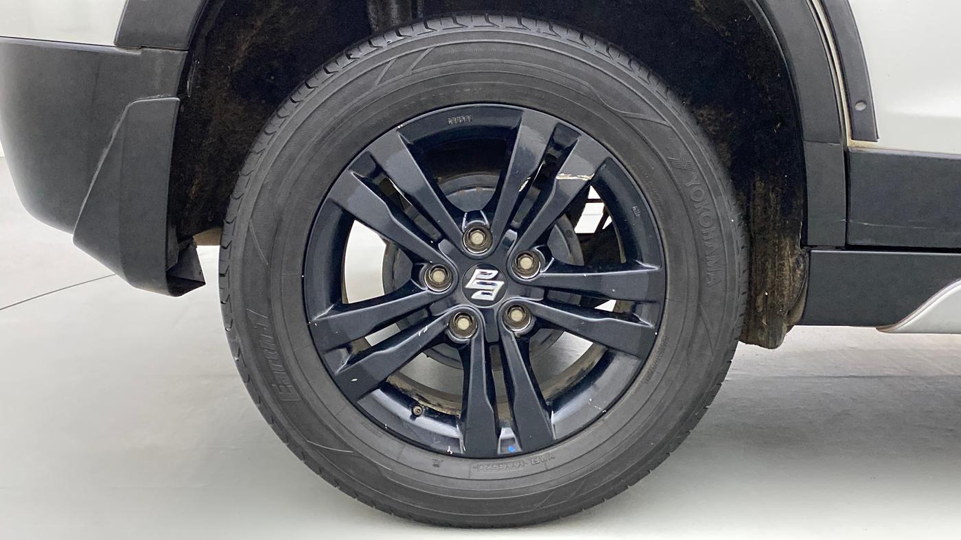 2019 Maruti Vitara Brezza ZDI, Diesel, Manual, 53,127 km, Right Rear Wheel