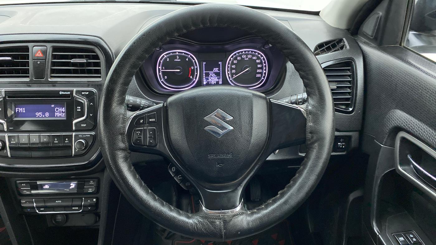 2019 Maruti Vitara Brezza ZDI, Diesel, Manual, 53,127 km, Steering Wheel Close Up