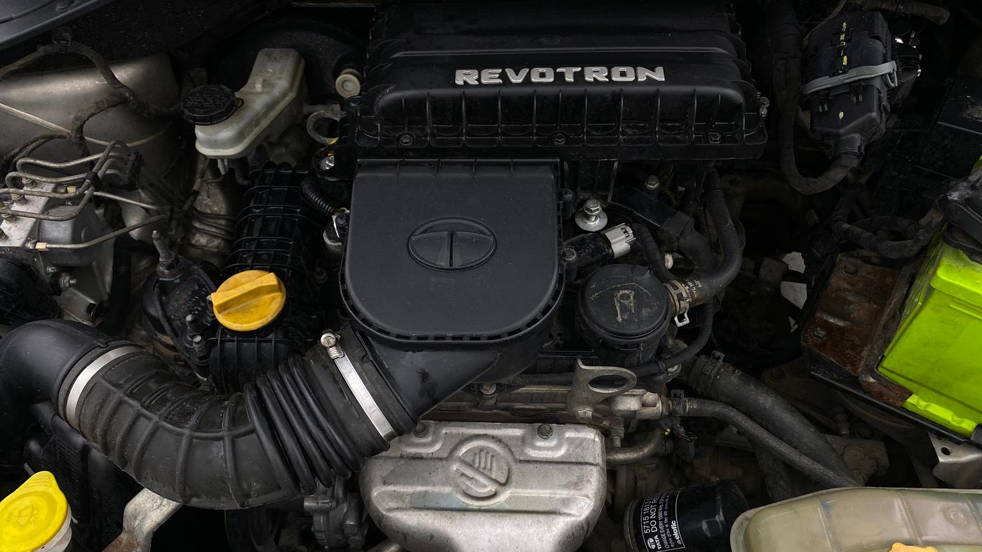 2018 Tata TIGOR XZ (O) PETROL, Petrol, Manual, 1,28,278 km, Engine View
