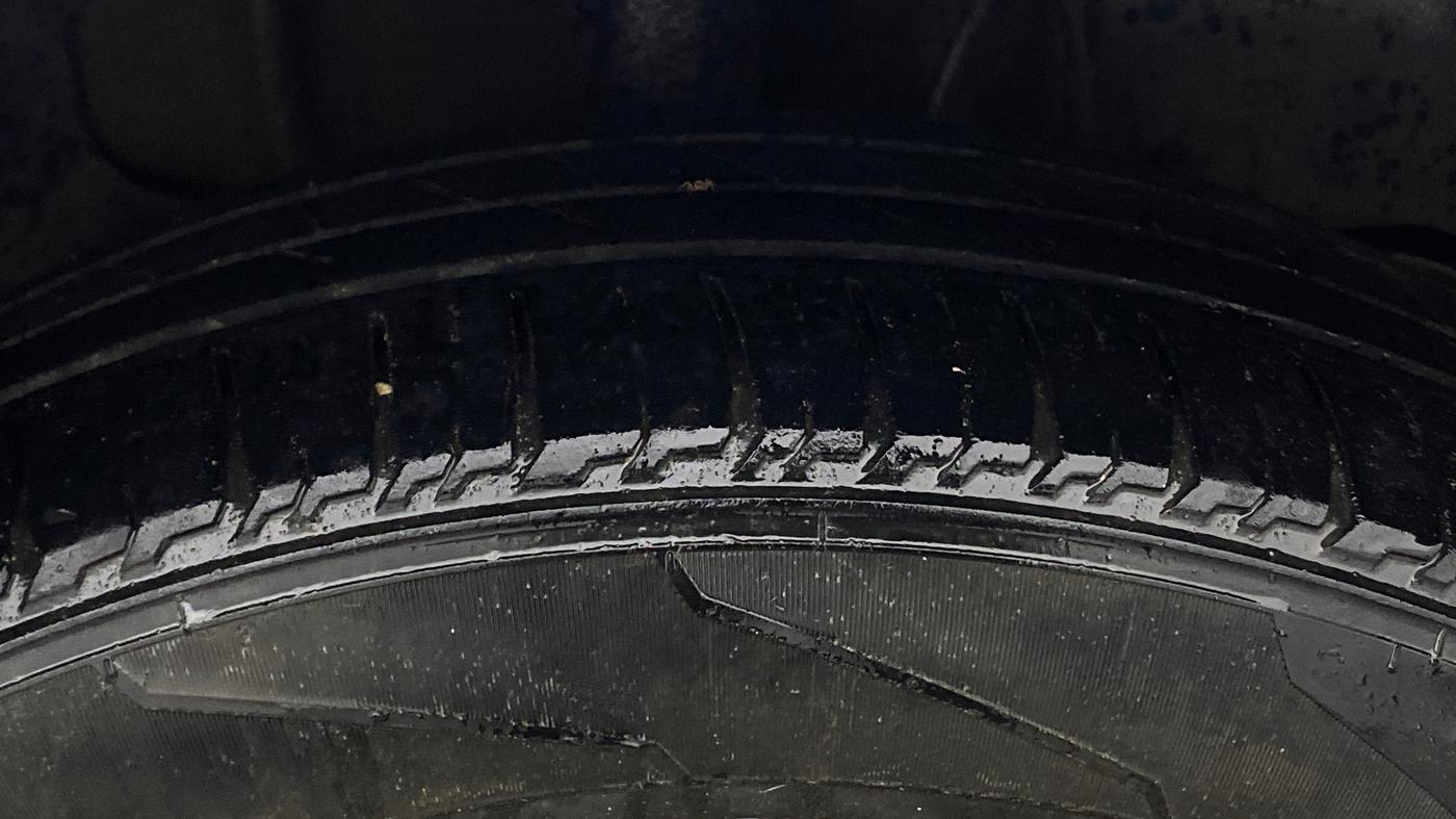 2018 Tata TIGOR XZ (O) PETROL, Petrol, Manual, 1,28,278 km, Right Front Tyre Tread