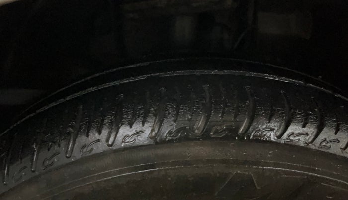 2023 Tata Tiago XT CNG, CNG, Manual, 31,749 km, Right Front Tyre Tread