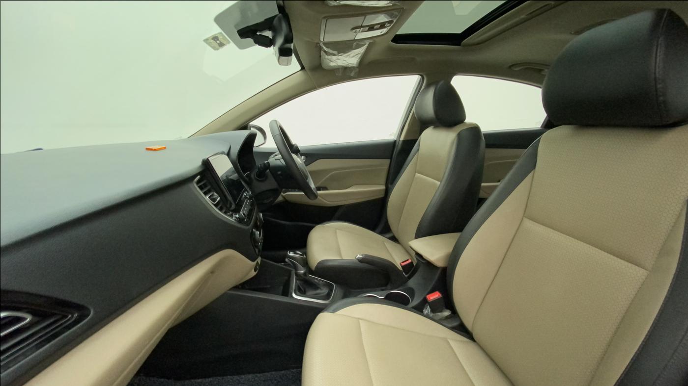 2021 Hyundai Verna SX (O) 1.5 CRDI AT, Diesel, Automatic, 33,309 km, Right Side Front Door Cabin
