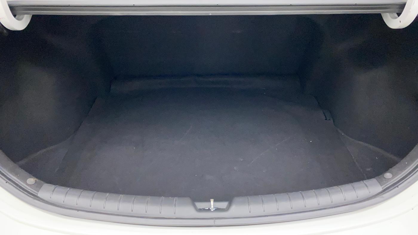 2021 Hyundai Verna SX (O) 1.5 CRDI AT, Diesel, Automatic, 33,309 km, Boot Inside