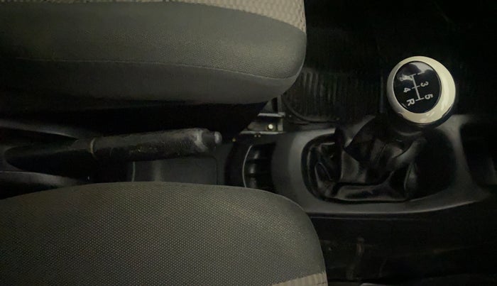 2015 Maruti Wagon R 1.0 LXI CNG, CNG, Manual, 68,302 km, Gear Lever