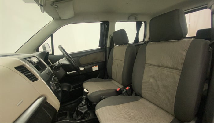 2015 Maruti Wagon R 1.0 LXI CNG, CNG, Manual, 68,302 km, Right Side Front Door Cabin