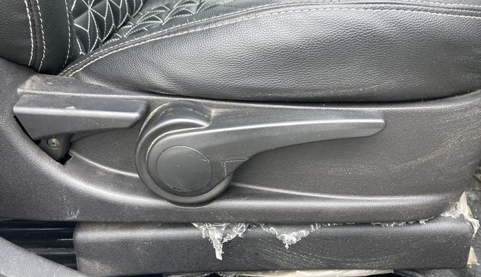 2019 Tata NEXON XZA PLUS PETROL, Petrol, Automatic, 7,074 km, Driver Side Adjustment Panel