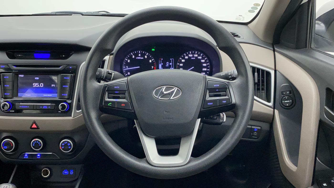 2017 Hyundai Creta E PLUS 1.6 PETROL, Petrol, Manual, 48,674 km, Steering Wheel Close Up