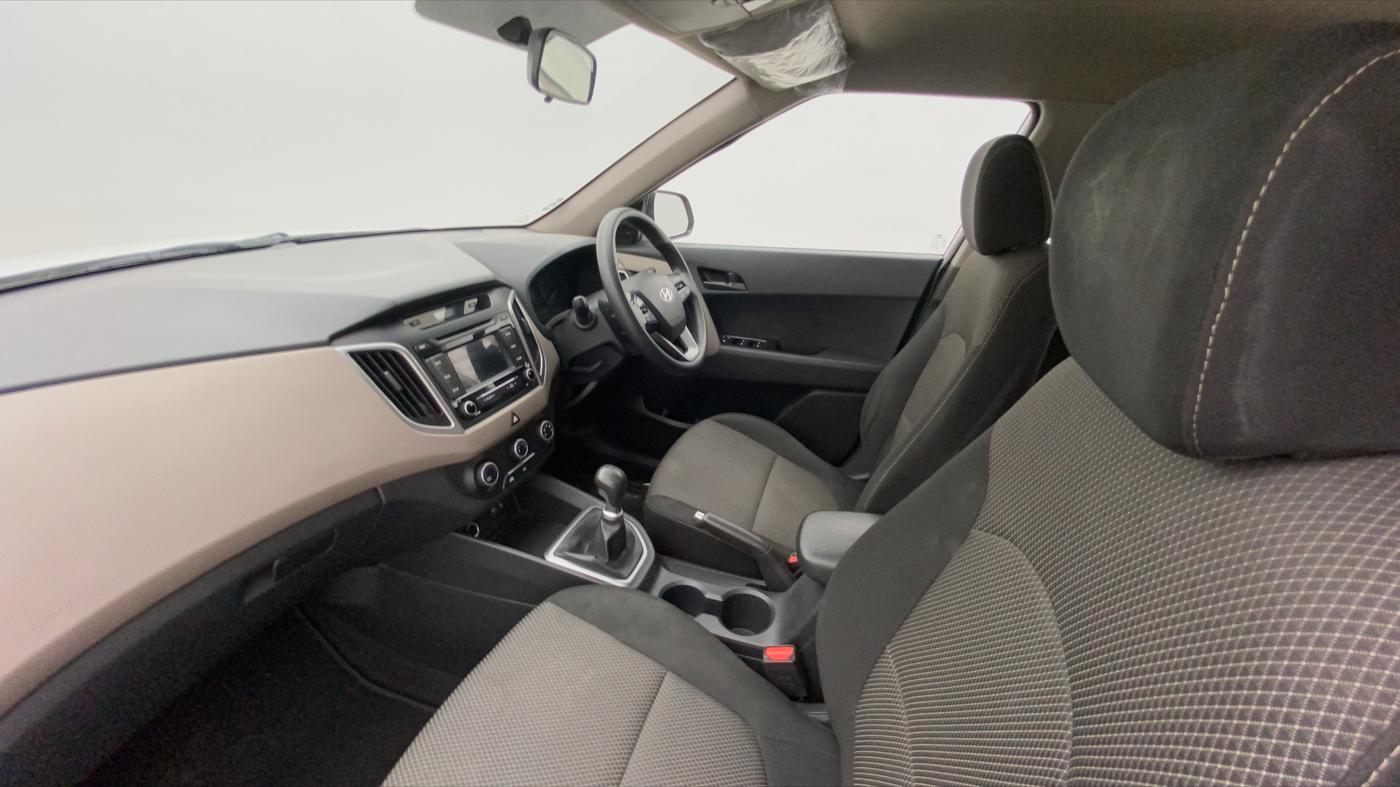 2017 Hyundai Creta E PLUS 1.6 PETROL, Petrol, Manual, 48,674 km, Right Side Front Door Cabin