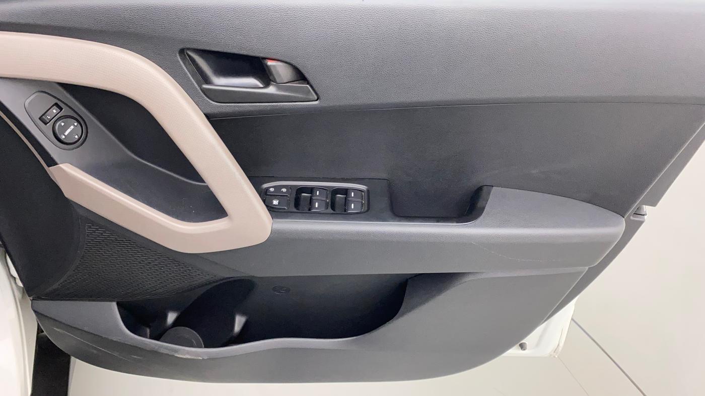 2017 Hyundai Creta E PLUS 1.6 PETROL, Petrol, Manual, 48,674 km, Driver Side Door Panels Control