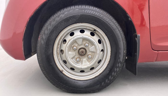 2011 Hyundai Eon ERA, Petrol, Manual, 34,968 km, Left Front Wheel