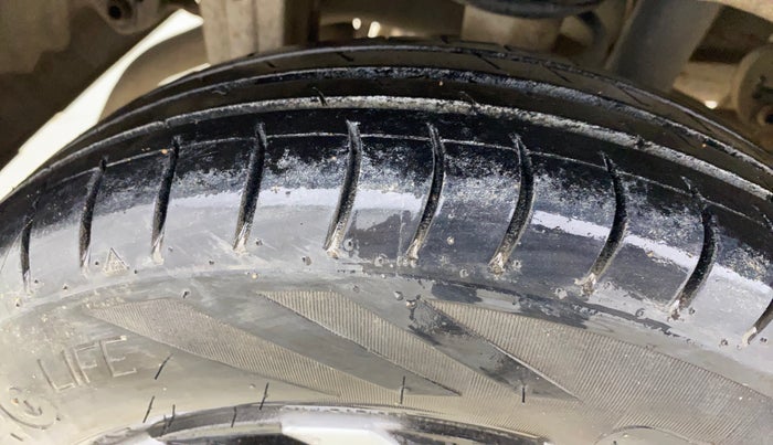 2018 Maruti Alto 800 LXI, Petrol, Manual, 68,773 km, Right Rear Tyre Tread