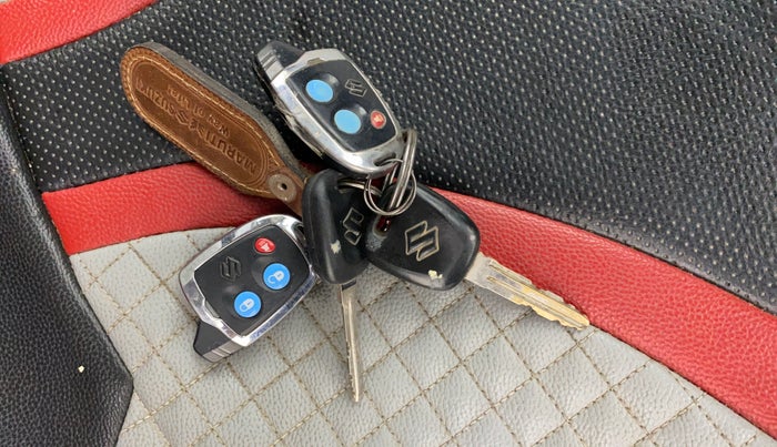 2018 Maruti Alto 800 LXI, Petrol, Manual, 68,773 km, Key Close Up