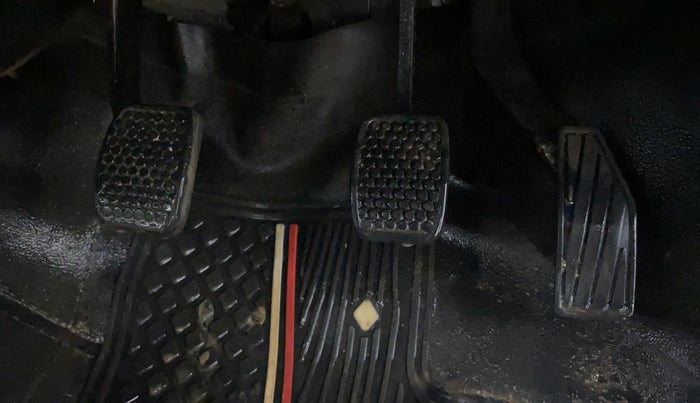 2018 Maruti Alto 800 LXI, Petrol, Manual, 68,773 km, Pedals