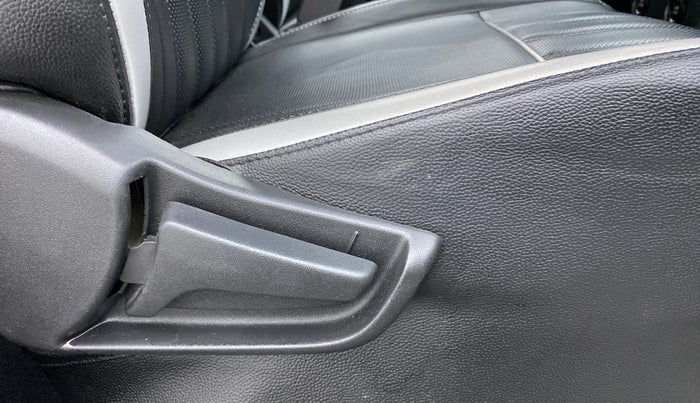 2019 Maruti S PRESSO VXI PLUS, Petrol, Manual, 20,428 km, Driver Side Adjustment Panel