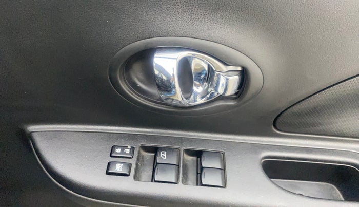 2018 Nissan Micra XV CVT, Petrol, Automatic, 66,084 km, Driver Side Door Panels Control